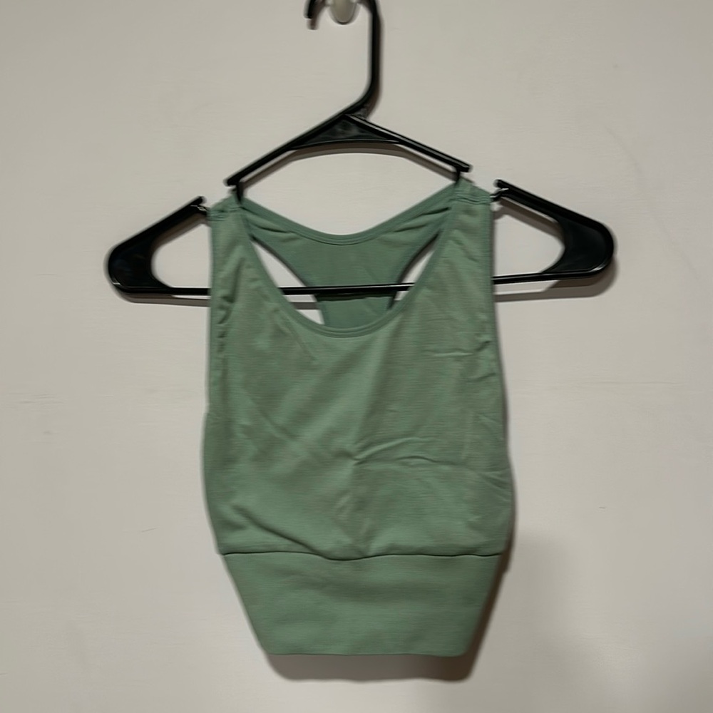 Pink Hi-neck sports bra